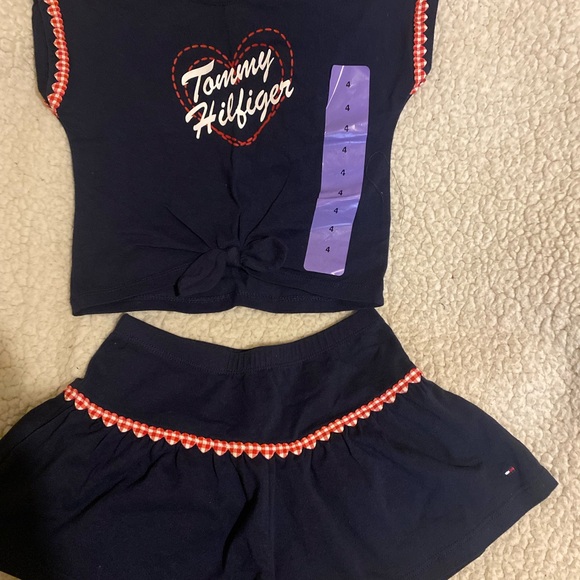 Tommy Hilfiger 2 piece matching set - Picture 1 of 1